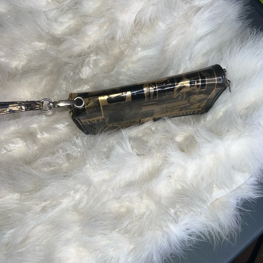 glossy wristlet